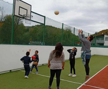 Rozvojový tím v akcii / Hravé športovanie - foto