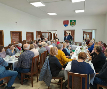 Rozvojový tím v akcii / Október patrí našim seniorom - foto