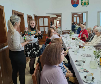 Rozvojový tím v akcii / Október patrí našim seniorom - foto