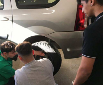 Rozvojový tím v akcii / Učíme sa pre život: DOD na SOŠ Technickej v Prešove - foto