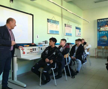 Rozvojový tím v akcii / Učíme sa pre život: DOD na SOŠ Technickej v Prešove - foto