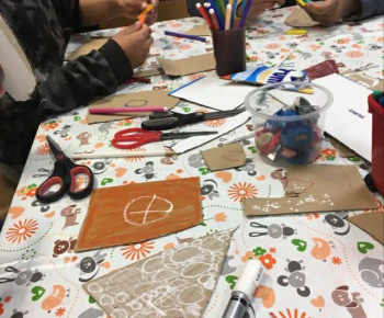 Rozvojový tím v akcii / Geometria v „perníkoch“ – keď sa učenie mení na zážitok  - foto