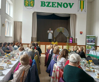 Rozvojový tím v akcii / ÚCTA K ŽENÁM - foto