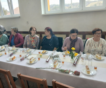 Rozvojový tím v akcii / ÚCTA K ŽENÁM - foto