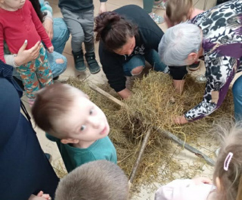 Rozvojový tím v akcii / „Vitaj, jar!“ v Bzenove - foto