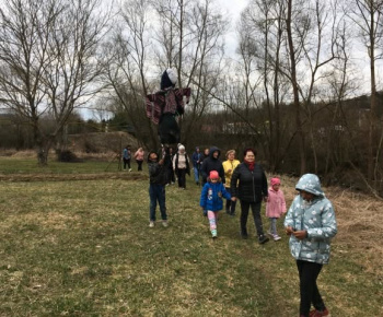 Rozvojový tím v akcii / „Vitaj, jar!“ v Bzenove - foto