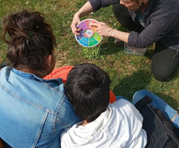 Rozvojový tím v akcii / Jarné práce v záhrade  - foto