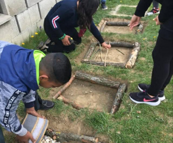 Rozvojový tím v akcii / My a Zem  - foto